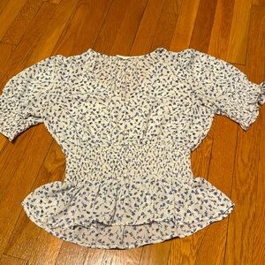 Sienna sky blue floral top Size M